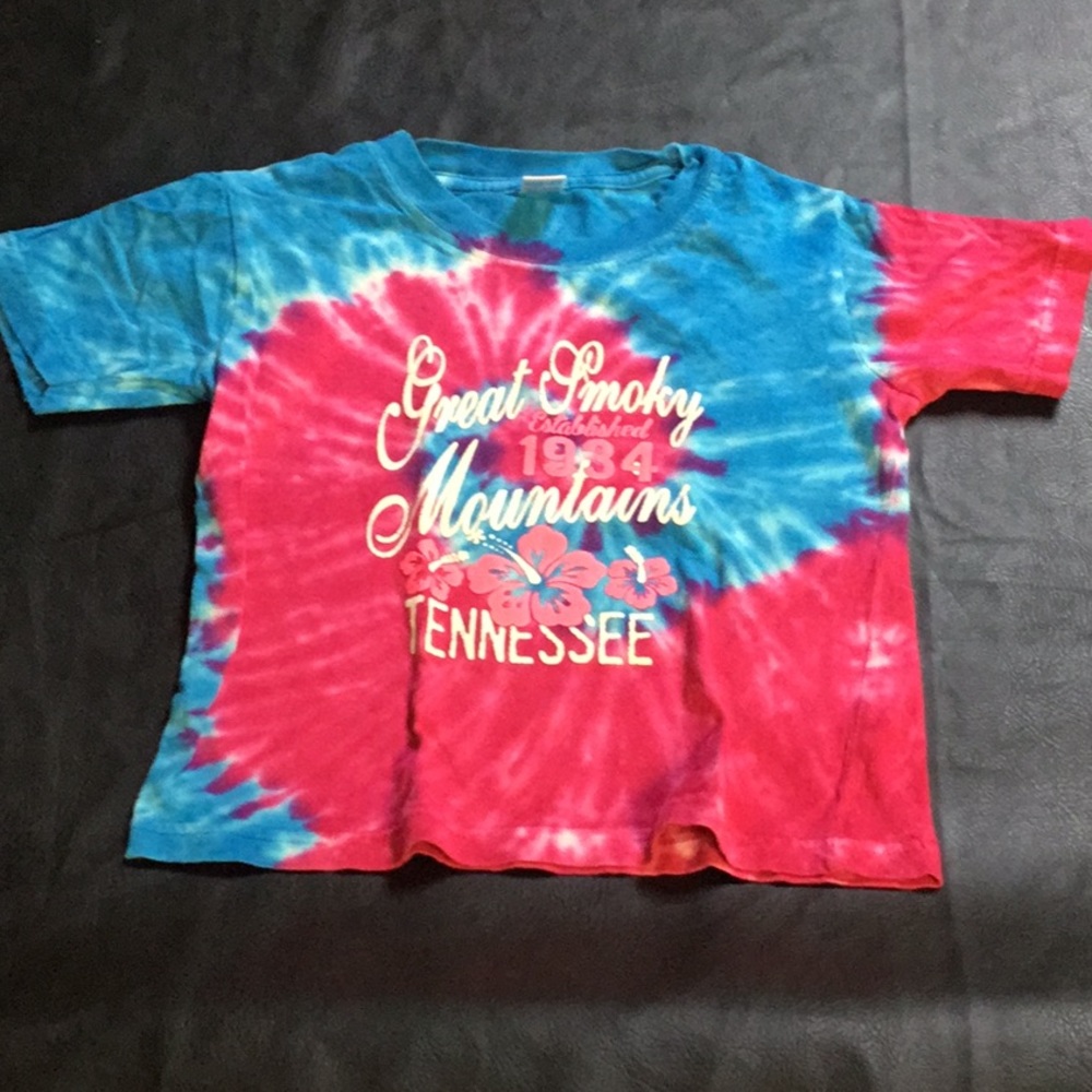 3 for $20 Girls tie-dyed shirt, sz 4t, Tennessee